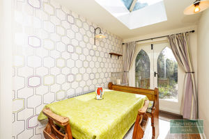 Photo 16- click for photo gallery